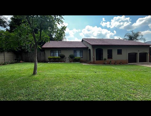 3 BEDROOM HOUSE FOR SALE IN SAFARI GARDENS